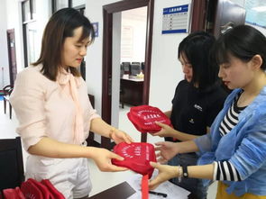 做實(shí)做強(qiáng)“一公里就近診療”服務(wù)，完善居民服務(wù)業(yè)體系